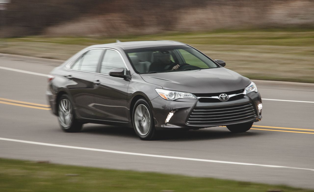2015 Toyota Camry top used car to buy